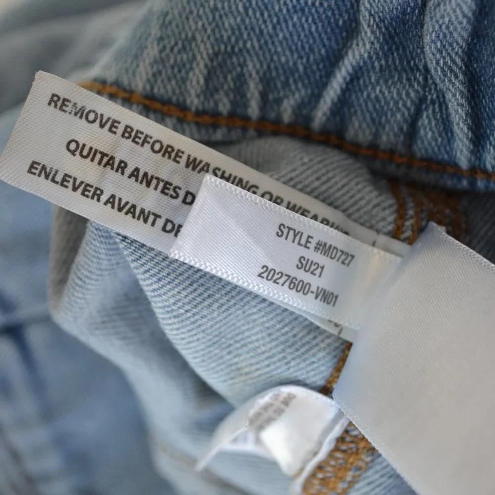 Madewell Pull-On Relaxed Jeans in Bellview Wash XL - Picture 12 of 16